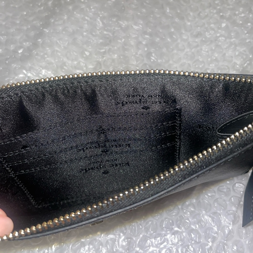 Kate Spade Wristlet - Picture 4 of 6